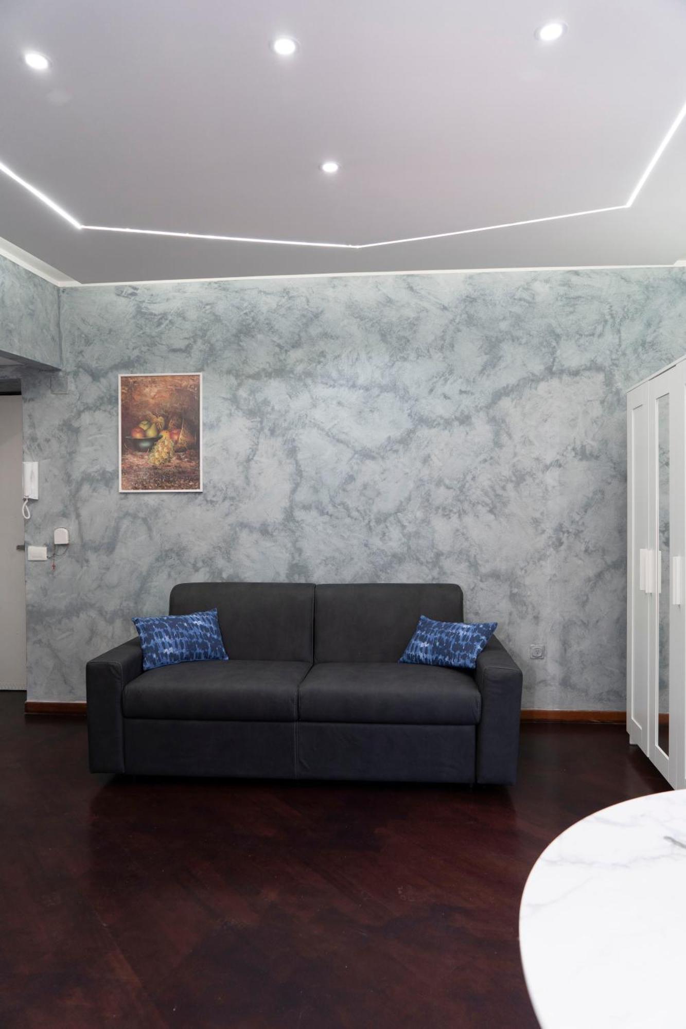 Etna Timeo Central Apartment In Baroque Building Catania Luaran gambar
