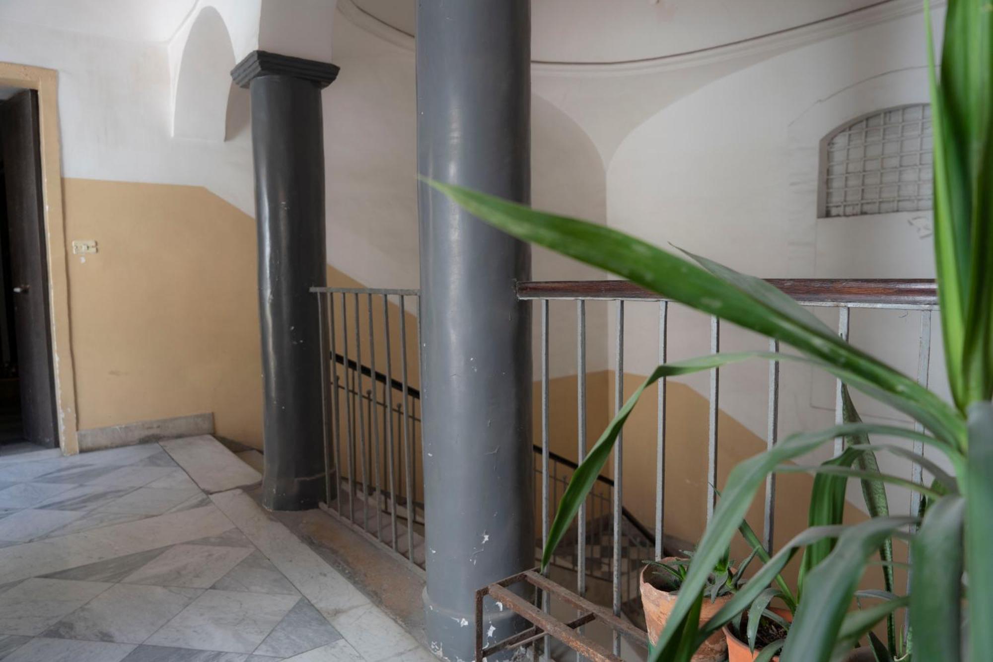 Etna Timeo Central Apartment In Baroque Building Catania Luaran gambar