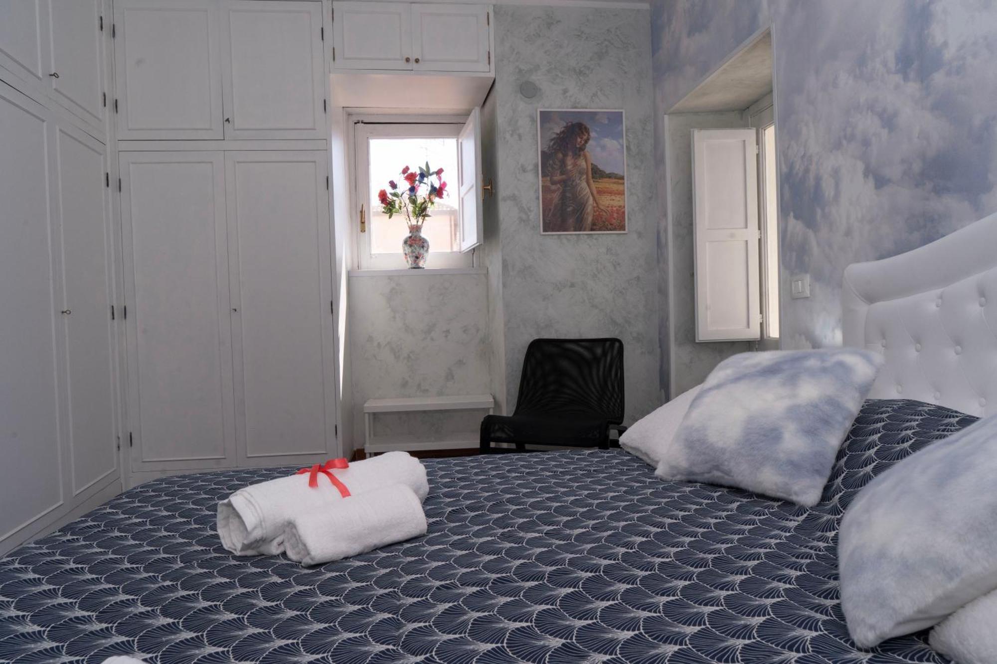 Etna Timeo Central Apartment In Baroque Building Catania Luaran gambar