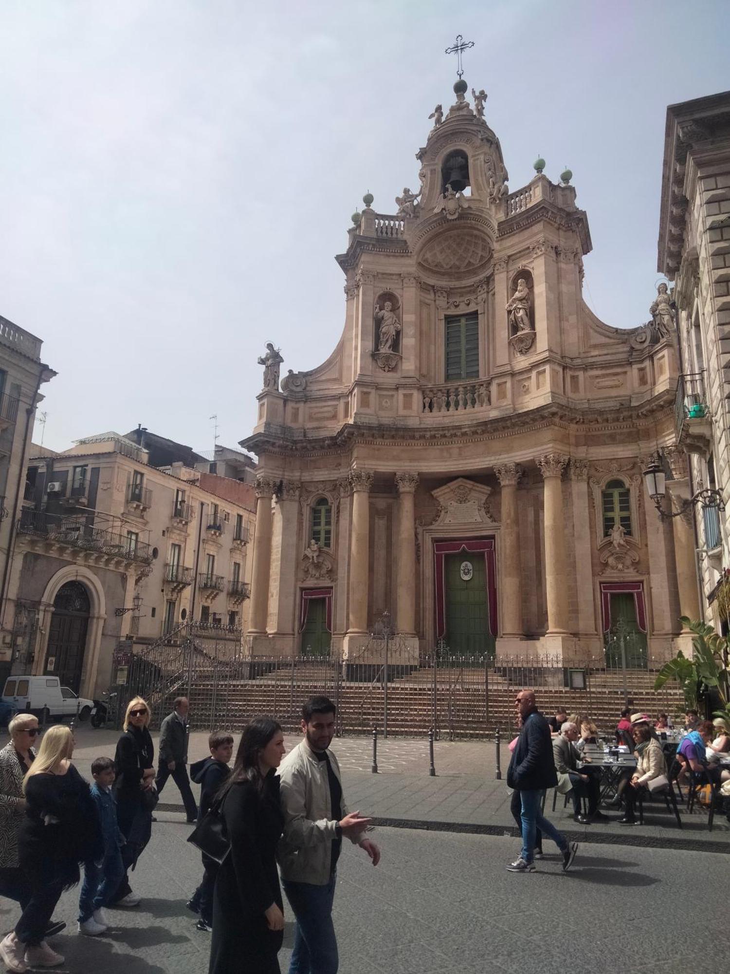 Etna Timeo Central Apartment In Baroque Building Catania Luaran gambar